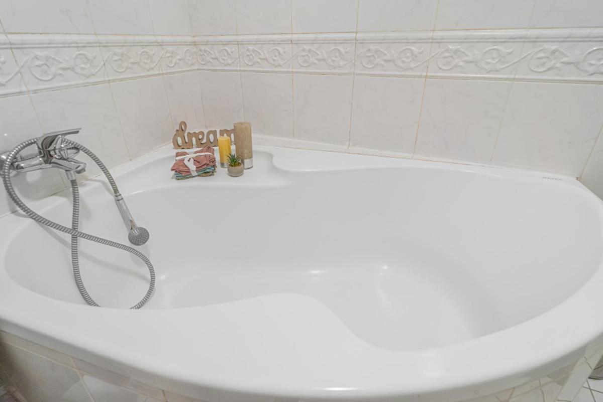 Bright Studio Close To Charles Bridge And Prague Castle Διαμέρισμα Εξωτερικό φωτογραφία